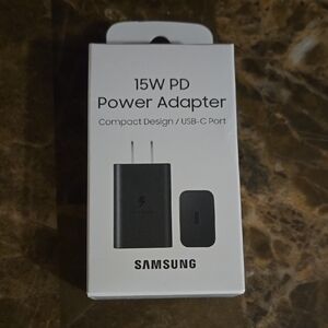 Samsung 15W PD Power Adapter - Black Adapters